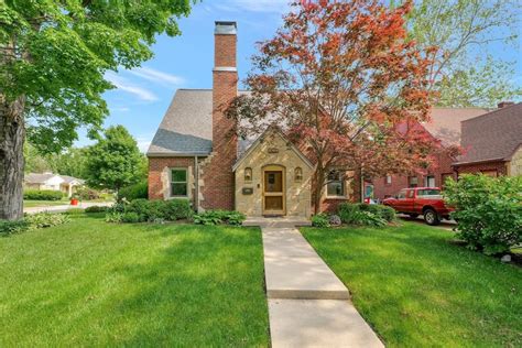 zillow com champaign il